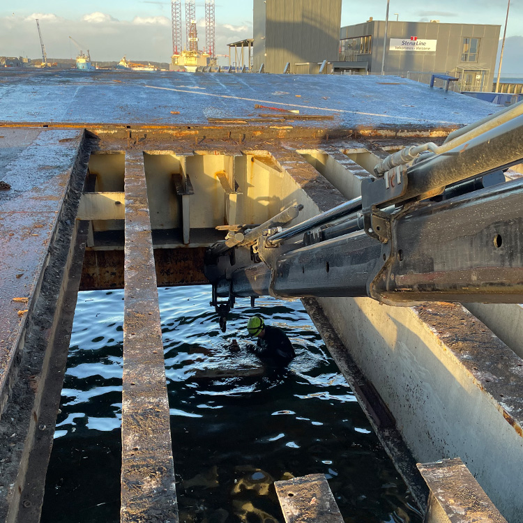 Ny broklap ved Stena Lines færgeterminal Grenaa Havn